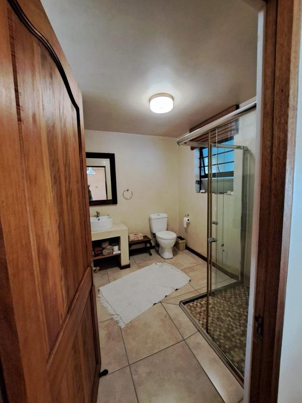 To Let 5 Bedroom Property for Rent in Mossel Bay Western Cape